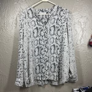 j.crew blouse snakeskin Top Modern Gray  white shirt‎